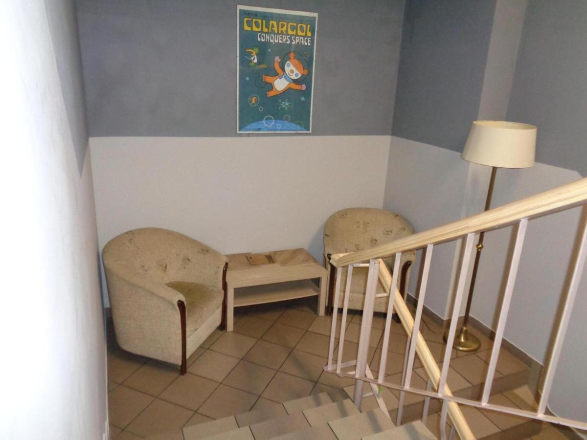 Go Hostel Rewolucji Łódź Extérieur photo
