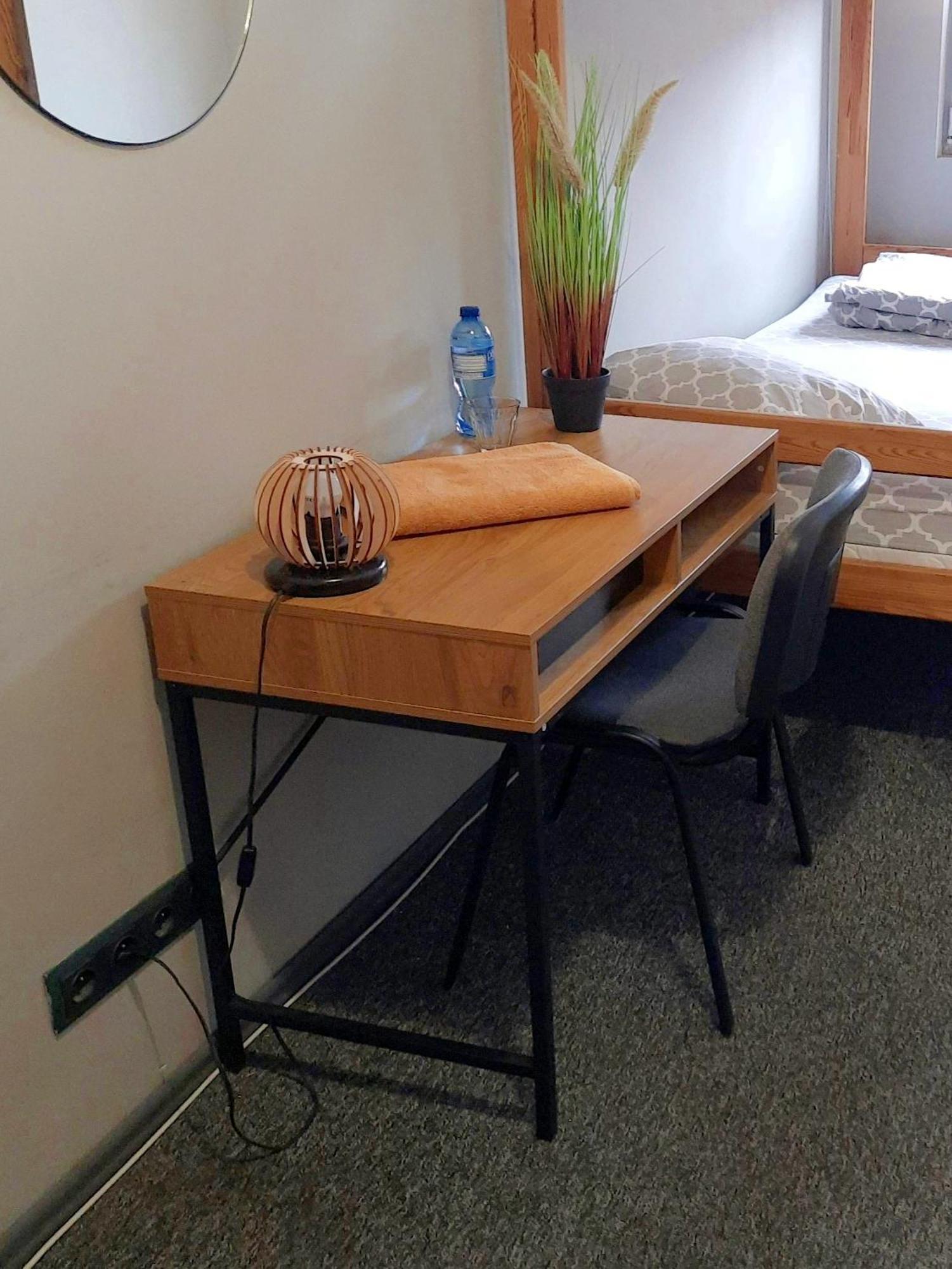 Go Hostel Rewolucji Łódź Extérieur photo